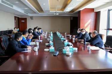 嘉兴市委副书记王涛一行调研亚搏app登陆