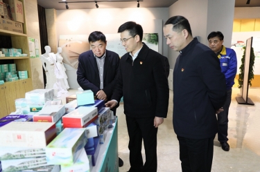 领导调研 | 平湖市委副书记、代市长周军波一行莅临亚搏app登陆调研交流
