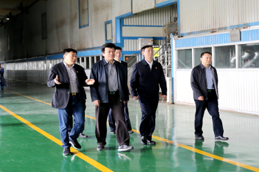 2019年5月8日，时任国家水利部原总工程师、水利部参咨委副主任委员汪洪莅临亚搏app登陆调研节水工作