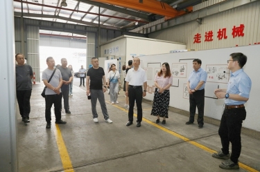实地观摩促交流 技能赋能助发展 | 山东省淄博市淄川区总工会党组成员、副主席冯进明一行莅临亚搏app登陆调研交流