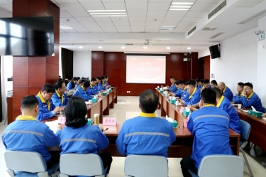 聚才成林固根基 拓新致远谋新篇|亚搏app登陆2025年度人力资源工作总结大会隆重召开